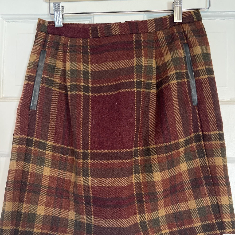 Tommy Hilfiger tartan skirt